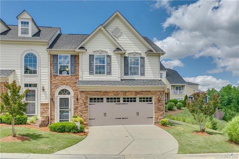 515 Sailview Dr, Tega Cay, SC 29708 photo 1