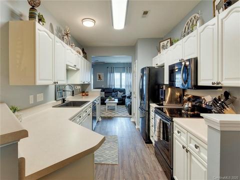 9537 Glenashley Dr, Cornelius, NC 28031 photo 15
