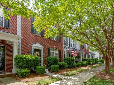9537 Glenashley Dr, Cornelius, NC 28031 photo 1