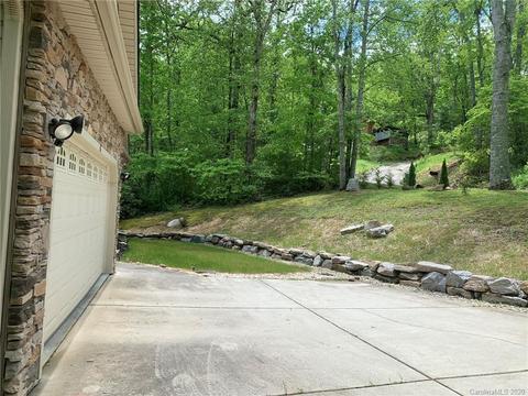 18 Pineview Rd, Fairview, NC 28730 photo 8
