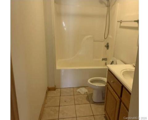 184 Crocus Ln, Sylva, NC 28779 photo 2
