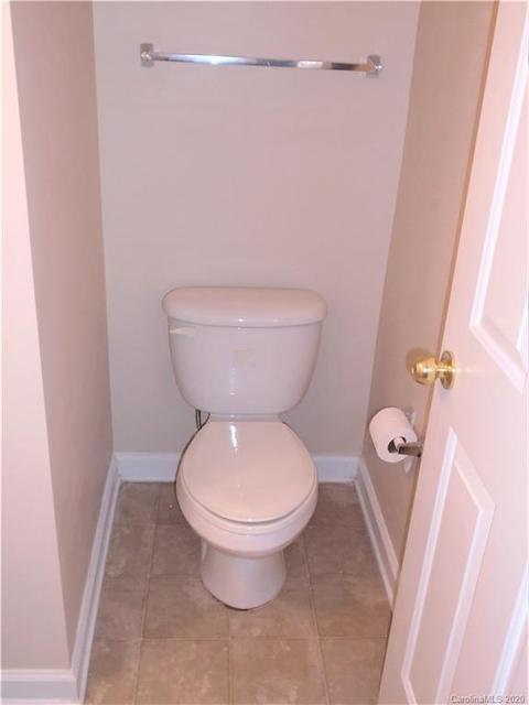 7916 Mariners Pointe Cir, Denver, NC 28037 photo 13