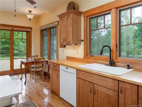 883 Highland View Ln, Mill Spring, NC 28756 photo 13