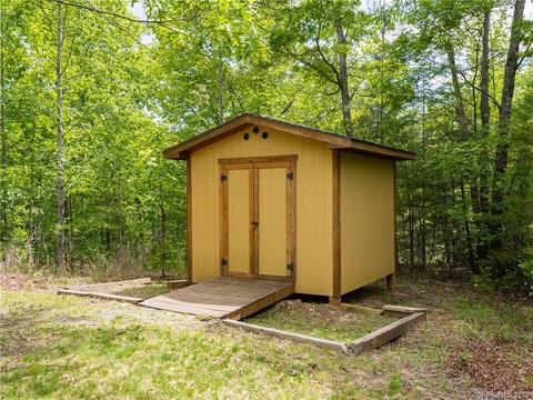 883 Highland View Ln, Mill Spring, NC 28756 photo 42