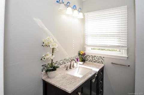 19515 Tryon St, Cornelius, NC 28031 photo 5