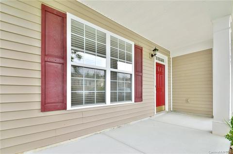3309 Streamside Dr, Davidson, NC 28036 photo 2