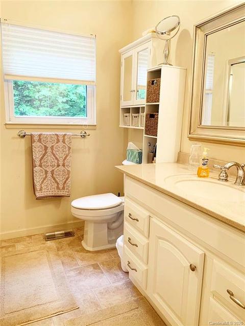 627 Timbuktu Rd, Sylva, NC 28779 photo 8