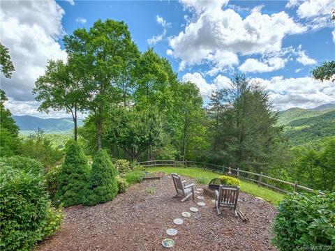243 Skyview Trce, Clyde, NC 28721 photo 3