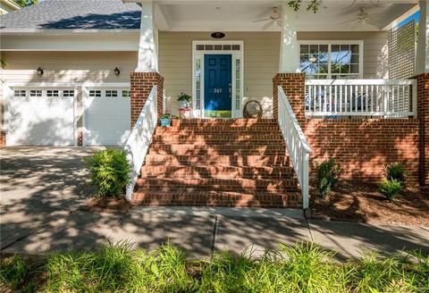 207 Fairview Ln, Davidson, NC 28036 photo 3