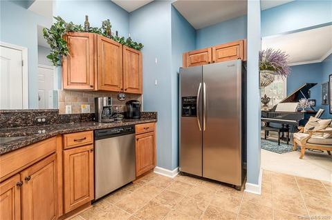 18315 Harborside Dr, Cornelius, NC 28031 photo 8