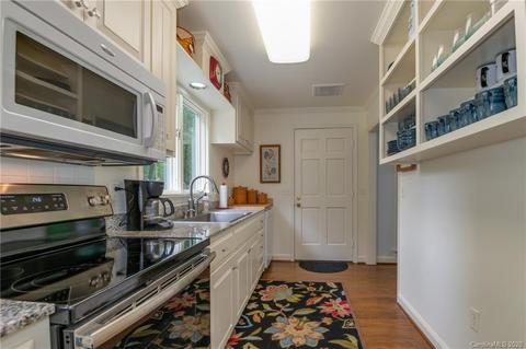 50 Fox Covert Ln, Tryon, NC 28782 photo 13