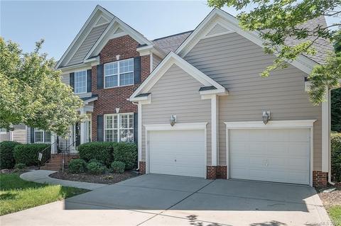 1131 Anduin Falls Dr, Charlotte, NC 28269 photo 2