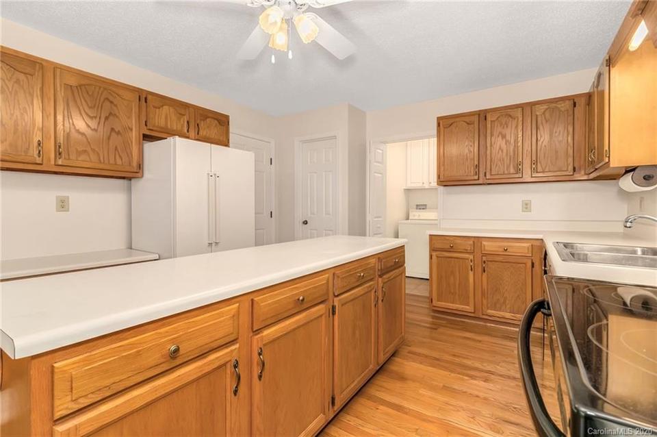  46 Surrey Run, Asheville, NC 28803 photo 13
