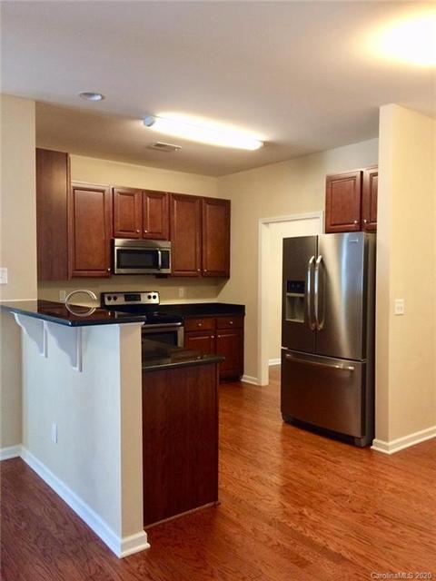 21 Eagle Ridge Ln, Flat Rock, NC 28731 photo 4