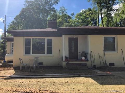 154 Sunset Dr, Marshall, NC 28753 photo 1