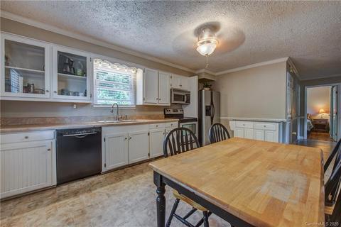 716 Mauney Rd, Stanley, NC 28164 photo 6