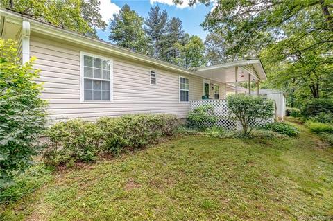 115 Maple Dr, Brevard, NC 28712 photo 3