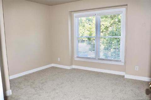 8515 Forest Shadow Cir, Cornelius, NC 28031 photo 14