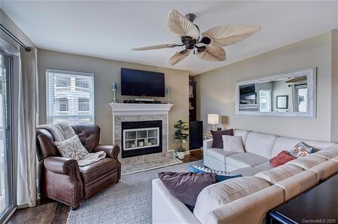 18833 Vineyard Point Ln, Cornelius, NC 28031 photo 10