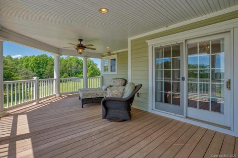 154 Saddleside Dr, Mill Spring, NC 28756 photo 11