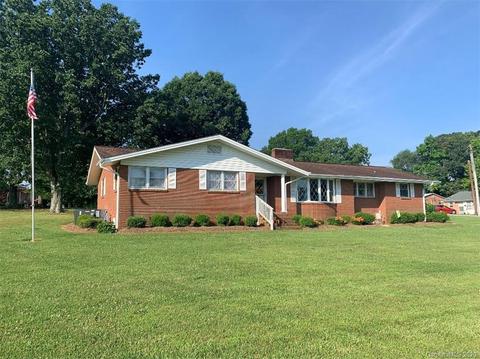 1102 Klutz St, Maiden, NC 28650 photo 1