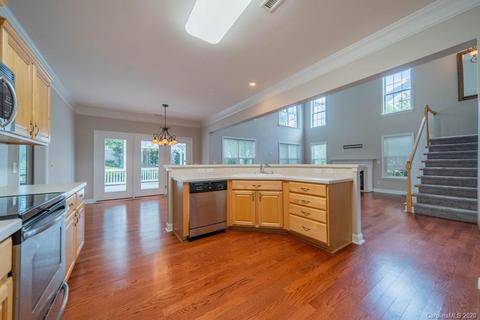 19308 Ruffner Dr, Cornelius, NC 28031 photo 5
