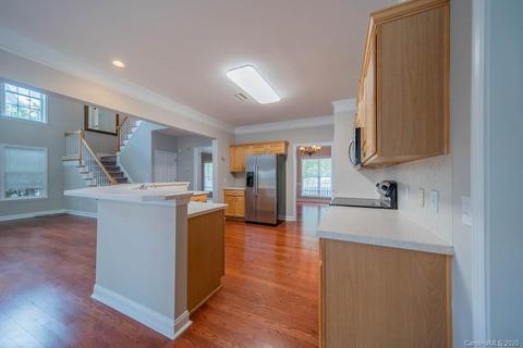 19308 Ruffner Dr, Cornelius, NC 28031 photo 6