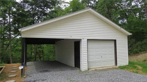244 Hitching Post Dr, Mill Spring, NC 28756 photo 3