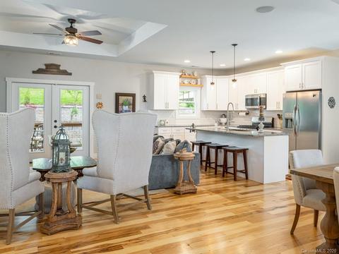 53 Devonshire Dr, Mills River, NC 28759 photo 11
