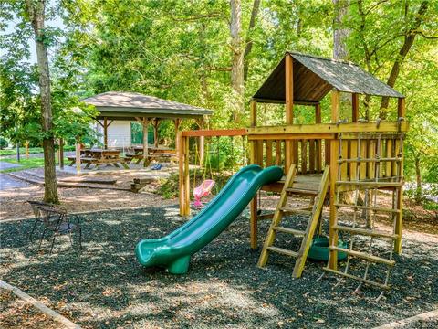 53 Devonshire Dr, Mills River, NC 28759 photo 42