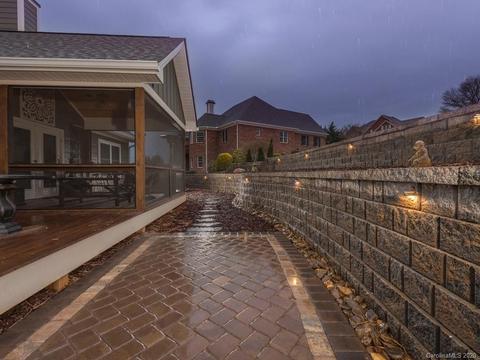 53 Devonshire Dr, Mills River, NC 28759 photo 31