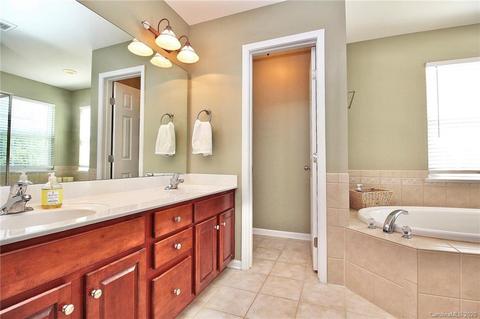 20425 Harbor View Dr, Cornelius, NC 28031 photo 16