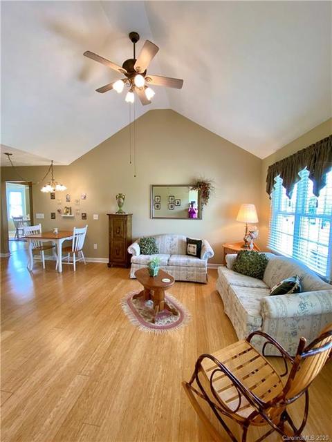 125 Tranquility Ln, Harmony, NC 28634 photo 5