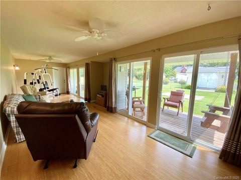 125 Tranquility Ln, Harmony, NC 28634 photo 9