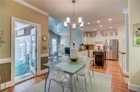 105 N Downing St, Davidson, NC 28036 photo 11