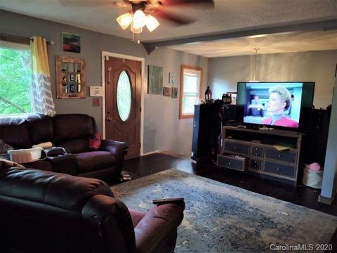 218 Dills Hl, Sylva, NC 28779 photo 4