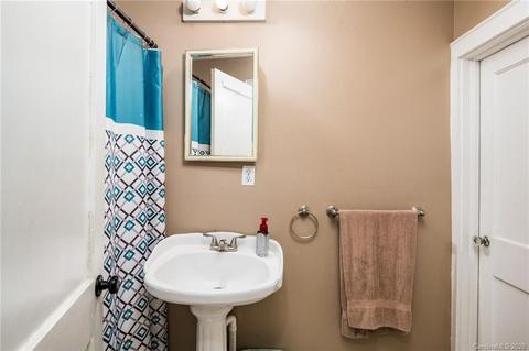 404 E Chestnut St, Stanley, NC 28164 photo 14