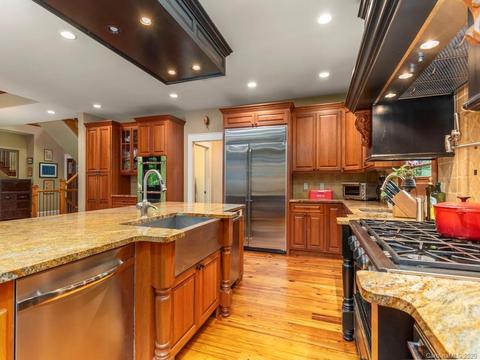 38 Drovers Ln, Fairview, NC 28730 photo 16