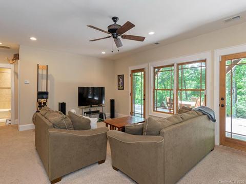 38 Drovers Ln, Fairview, NC 28730 photo 33