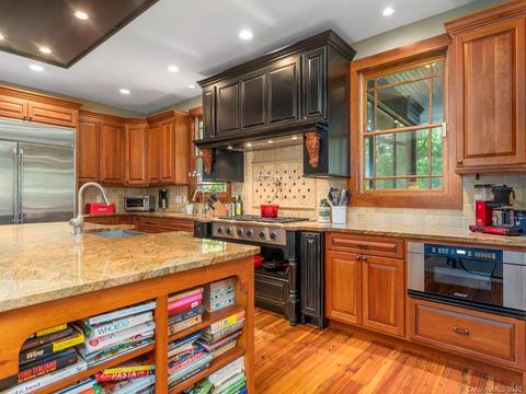 38 Drovers Ln, Fairview, NC 28730 photo 15