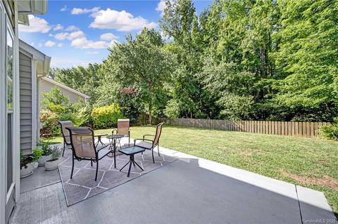 332 Sand Paver Way, Fort Mill, SC 29708 photo 1
