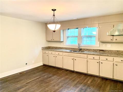 302 Sherer St, Cramerton, NC 28032 photo 14
