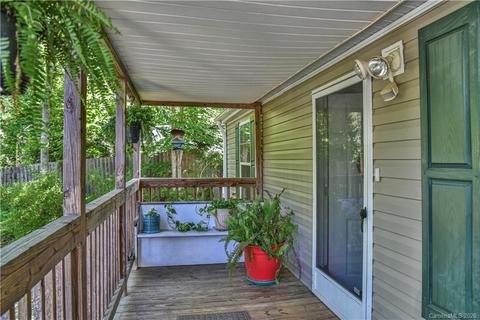 6 Jacoby Ln, Fairview, NC 28730 photo 2