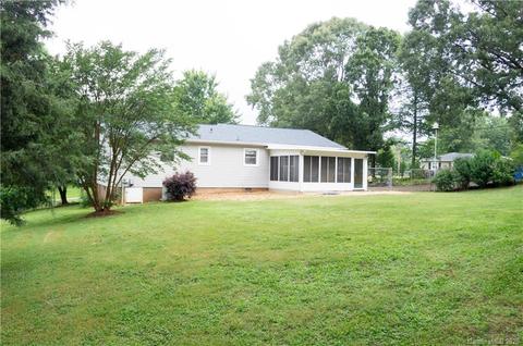 804 E Chestnut St, Stanley, NC 28164 photo 5