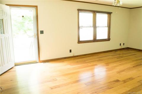804 E Chestnut St, Stanley, NC 28164 photo 12