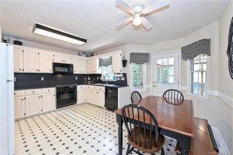 4100 Salem Pointe Dr, Monroe, NC 28110 photo 9