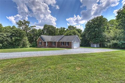 4100 Salem Pointe Dr, Monroe, NC 28110 photo 2