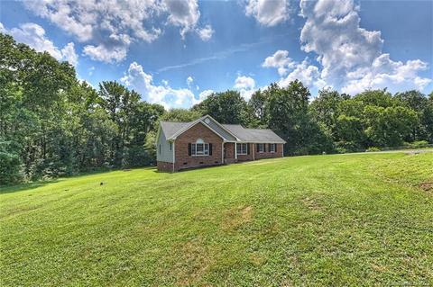 4100 Salem Pointe Dr, Monroe, NC 28110 photo 3