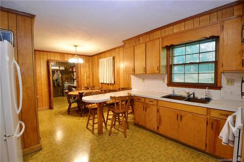 402 Pinecroft Ln, Spencer, NC 28159 photo 16