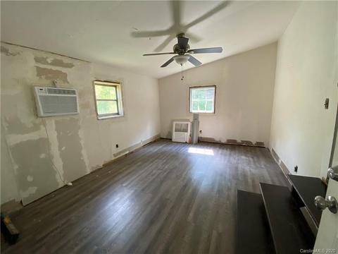 809 3rd Ave NW, Hickory, NC 28601 photo 29